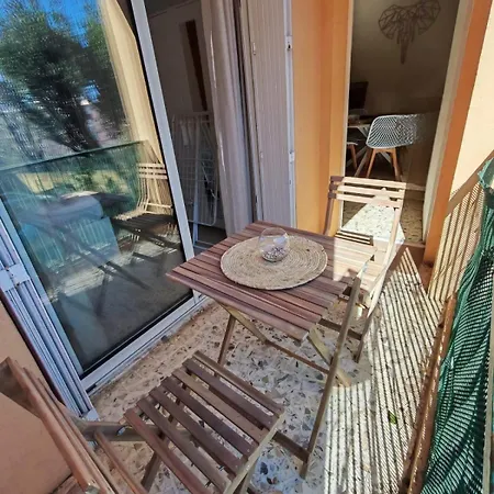 Quiet Flat In Neat Beaches And Downtown *