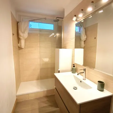 Quiet Flat In Neat Beaches&downtown