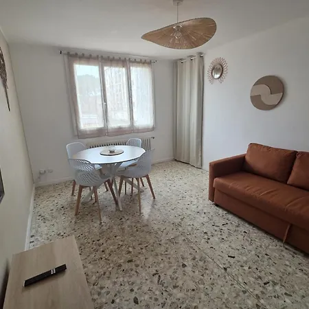 Quiet Flat In Neat Beaches&downtown