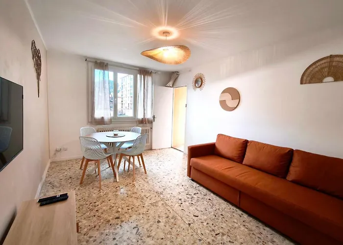 Quiet Flat In Neat Beaches And Downtown